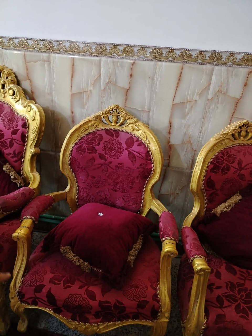 السلام عليكم ورحمه الله وبركاته
تخم زان مصري لبيع 13مقعد


**إذا كنت صاحب هذا الإعلان وتريد حذفه لأي سبب، رجاءا أرسل رسالة إلى الدعم الفني**