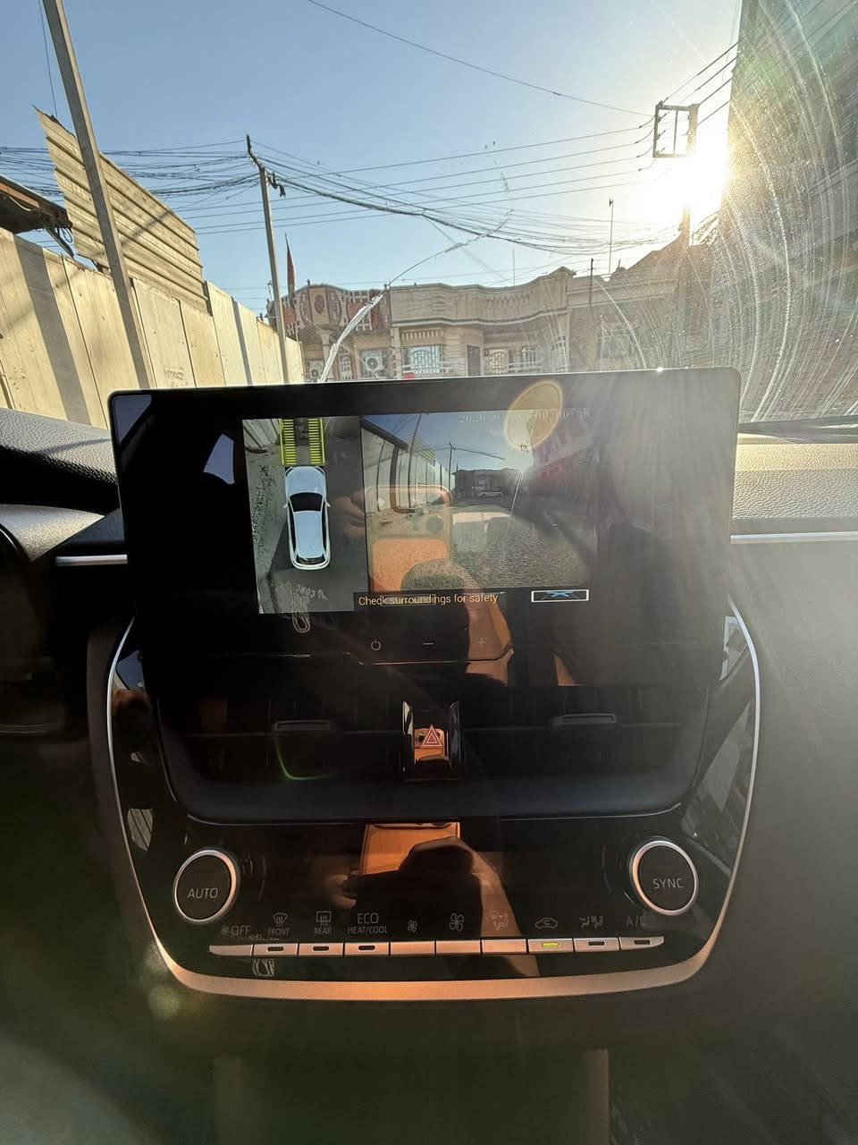 السلام عليكم فوت لندر لبيع موديل 2024 فول مواصفات فتحه كشن جلد كشن كهرباكي كشن لون مشمشي اوتو هولد هندبريك كهرباكي كامرات 360 درجه خمس كامرات صندوك كهربائي 2 بصمات فتحه سقف  محرك الفين هايبرد السيارة كفاله عامه السياره جديده لاستفسار ***********
