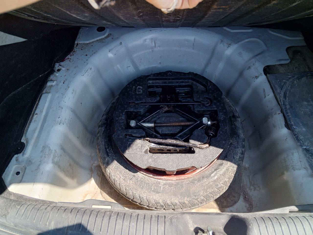 النترا ١٦خليجي فول مواصفات عده البصمة رقم بغداد بسمي شرط تحويل ثاني يوم بيها قطعتين جاملغ امامي وخلفي جهة السايق بدون دواخل مكينة كير شاصي لغد تكم مكفول محرك ١٨٠٠ جديد باتر جديد تخم تاير يوكوهاما الياباني جديد صدر امامي خلفي جديد منظومة تبريد والماء كلها جديد ماشية ١٤٩ الف كيلومتر قابل للزيادة  السعر ١٢٨$ للإستفسار الاتصال على ***********  ماسنجر واتساب فقط السيم كارت متوقف سيارة مال جناي بالعافيه ع ياخذها
