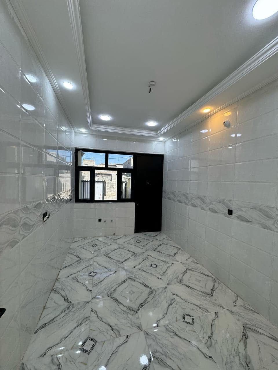 ✅دار سعر جدآ مناسب.
✅🔰دار للبيع 🏡بمساحه 150م طابو صرف زراعي ✅🔰 
العنوان 🏡 ( ديالى/بعقوبة/تقاطع القدس/دور الزراعه الثانية 
🔰✅ التفاصيل.  الطابق الاول /كراج سياره/ صحيات خارجية شرقي /استقبال /مطبخ  /صالة /غرفة نوم عدد 1/ حمام وصحيات غربي مشترك / منور .
الطابق الثاني/حمام وصحيات غربي مشترك / غرفة نوم عدد 2 / صالة و سطحين .😍⁦☝️⁩
للاستفسار الاتصال على  *********** ) 🔰دار للبيع 🏡بمساحه 150م طابو صرف زراعي ✅🔰 
العنوان 🏡 ( ديالى/بعقوبة/تقاطع القدس/دور الزراعه الثانية 
🔰✅ التفاصيل. تبليط بجديد الطابق الاول /كراج سياره/ صحيات خارجية شرقي /استقبال /مطبخ  /صالة /غرفة نوم عدد 1/ حمام وصحيات غربي مشترك / منور .
الطابق الثاني/حمام وصحيات غربي مشترك / غرفة نوم عدد 2 / صالة و سطحين .😍⁦☝️⁩
للاستفسار الاتصال على  *********** )
