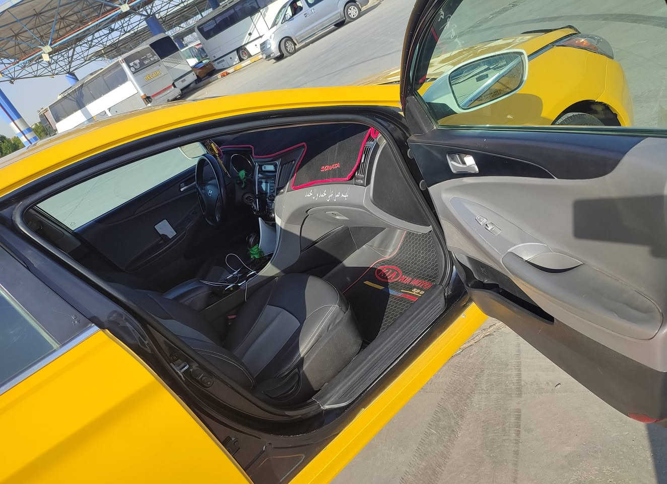 سلام عليكم سوناته 13رقم بابل رقم نكليزي باقي على الاستلام وارد امريكي ضرر جاملغ وبنيد بدون داخل محرك وكير2400 على الشرط تخم تاير حداديه جديد تبريد ثلج مصفره هيئه وغراماتت
السعر ب94
***********
