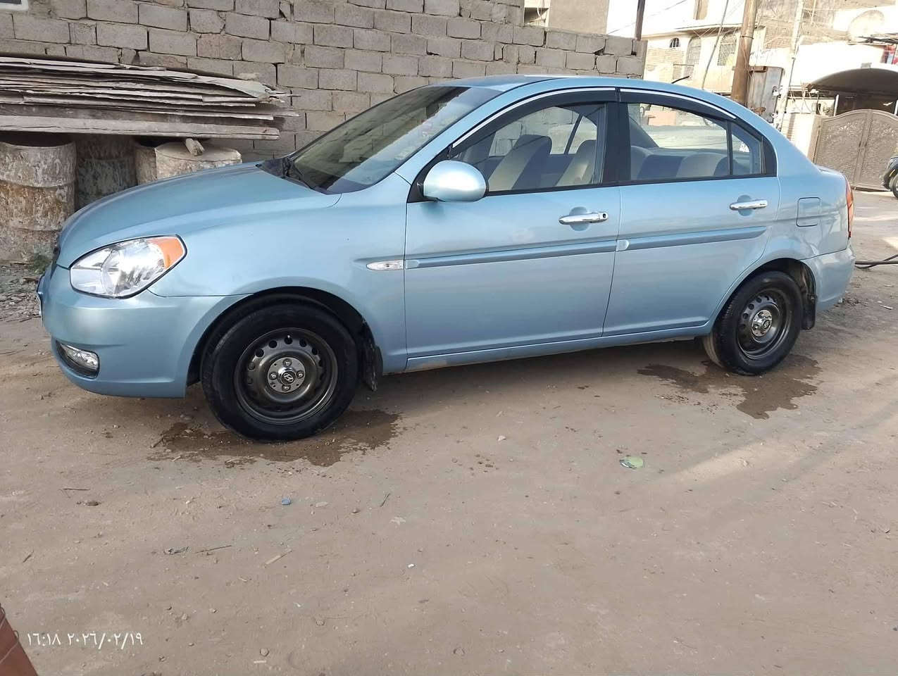 اكسنت 2009 خليجي محرك 1600 رقم بغداد هزه وسنويه جديده بسمي جارده ومصبوغه فقط بيه طخه صغيره بجاملغ خلفي سياره حيل مصروفه عليه وجاهزه من كلشي داخل عسلي سيتم صوت ودمام وكامره وشاشا عندي كير بي تخيره بسيطه سعر 78مكاني بغداد الرقم ***********
