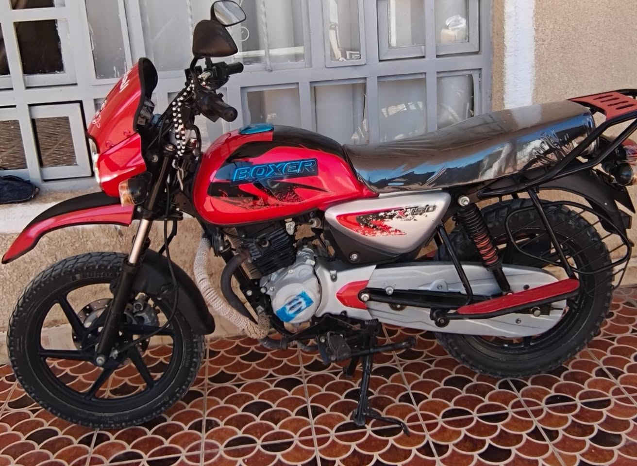 السلام عليكم إخوان دراجه بوكسر موديل ٢١ اوراق كامله اصولي كفاله عامه محرك كهربائيات كير صدر مانقصه شي السعر ١٢٠٠ بيه مجال شراي اتصل *********** مكاني خالص فلكه مصطفى الجواد
