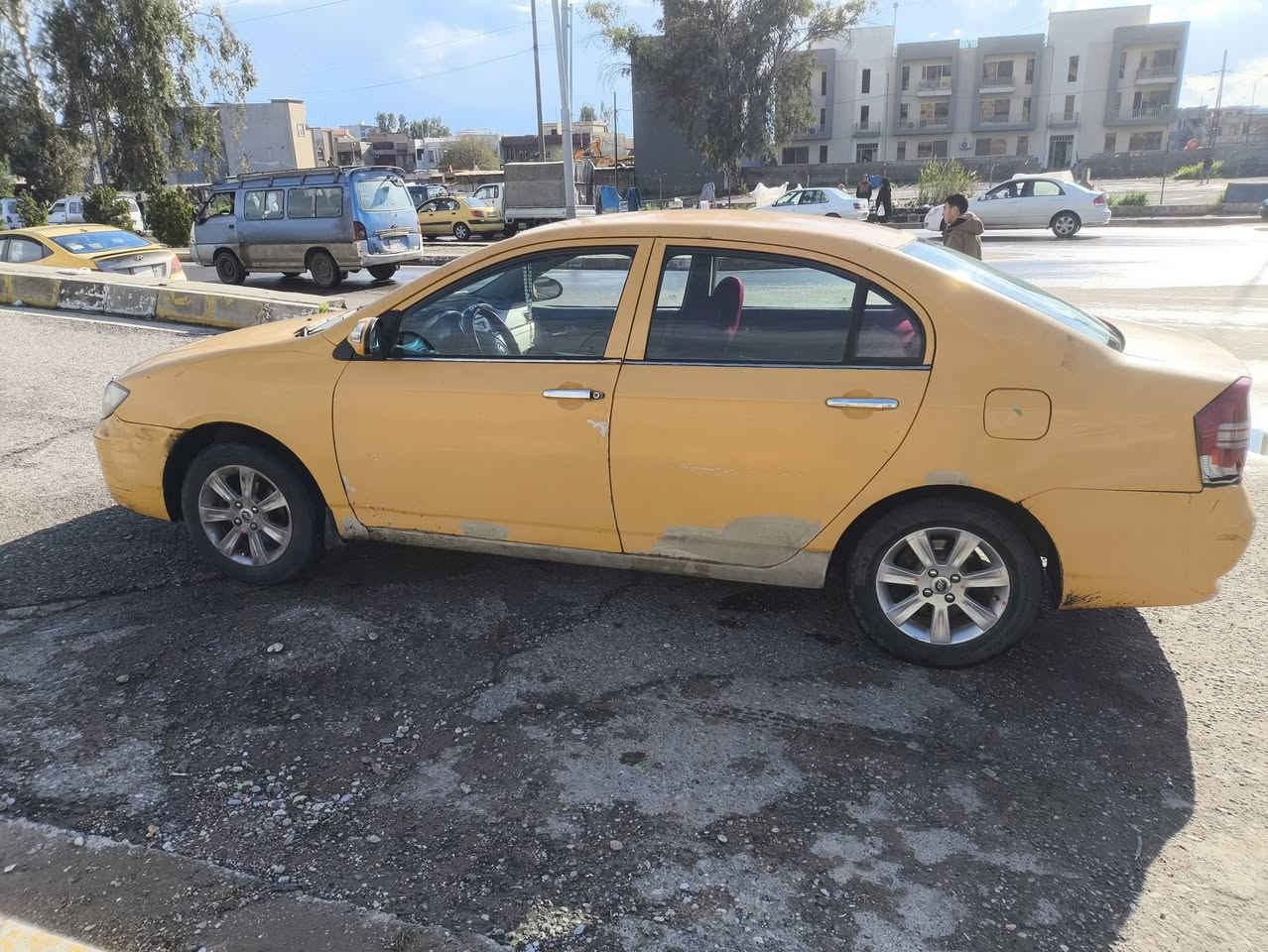 السلام عليكم ليفان 620 للبيع سعر 42
سيارة مكينة كير شرط كورله توماتيك 
بدون صبغ فقط معجون دوسات والي مبين بل صوره 
سنتر لك وجام تصعد ويا التقفيل كهربائيات بلادي 
السياره خير من الله ومابيها اي نقص 
رقم انكليزي جديد بسمي وهيئة وغرامات ماعليها شي 
الشراي يتصل *********** بيع فقط ماراوس
