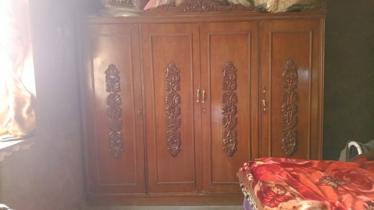 غرفه خشاب لبيع لسعر 300
رقم ***********
