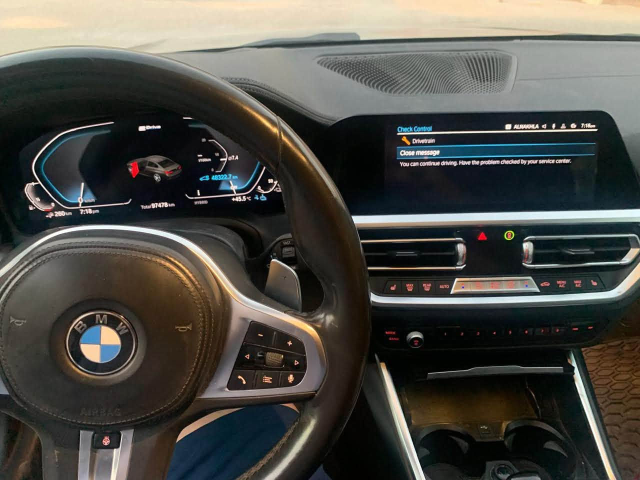 🔥 BMW 330e موديل 2021 - الوحش الألماني
‎💥 288 حصان (محرك 2.0 تيربو + هايبرد)
‎💥 جير 8 سرعات ستبترونك
‎💥 صرفية بنزين خرافية بفضل نظام الهايبرد
‎💥 وضعية كهرباء + سبورت + هايبرد
‎💥 شاشة كبيرة + Apple CarPlay
‎💥 كامرة + حساسات
‎💥 داخلية فخمة
‎💥 إضاءات LED
‎💥 فتحة سقف
‎💥 رنات M 
‎💥 تبريد وتدفئة مقاعد
‎💥 دبل زون كلايمت ( تبريد منفصل) + بيها داتا شو
‎💥 قيادة BMW المعروفة: نعومة وقوة بنفس الوقت
*تدفئه ستيرنق وكراسي*

‎🔥 0-100 حوالي 5.6 ثانية
‎🔥 عزم 420 نيوتن تقريبًا مع نظام XtraBoost.  
حادثها: باب السايق وباب خلفي مبدل ومصبوغه الصفحه كامله ومبدله مجموعه ستيرنق و جاملغ امامي
‎السيارة ما تحتاج تعريف، نظيفة، جاهزة، تركب وتمشي.
‎الجاد يتفضل، وفحص أي مكان تريد.

رقم الهاتف: ***********
