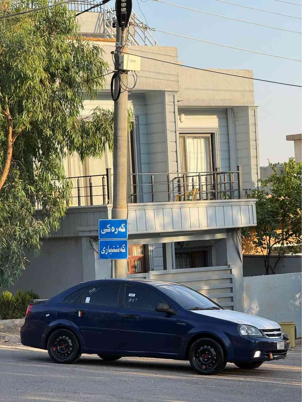 ا ماشاالله لە ماڵی هەموو لایەک 💙🪬
شۆفرلێت ئۆپتڕا مۆدیل 2004 بۆ فرۆشتن 
ئاڕم پلاستیک هەولێرە ڕەقەمیشی خەڵەت نیە 
ئاڕم و ئەوەلیات و کێشەی مەدەنی بەشەرت دزیاری و حیدز بەشەرت 
ئاڕمەکەشی خاوێنە 
گێر عادیە 
سەیارەکە کاملل کلێر کراوە لەسەر ساخە 
وەرگەڕاو موس و بڕاوە بەشەرت داعمو لێدراو بەشەرت 
سەیارەکە بێ قەپو قۆپە هەتا بڵێ جوانە 
هەموو گیانی بە نوێی بەستراوە نوقوستانی تێدا نیە 
چوار ویل و تایەی لۆکی لە ژێڕە بەگلات ماسڵیس قوفڵ مەرکەزیە 
شاشە ئایپاتە تەبرید لەسەر سویج 
هەموو گیانی بەشەرت 
داعمو لێدراوی نیە خایسی نییە ڕزیوی نییە 
گێڕو مەکینە بەشەرت 
تەقەو ڕەقەی بەشەرت 
چرکەو نەک 100$ 300$ ببڕە 
سەیارەکە لە دەعامی پێشەوە هەتا دەعامی دواوە بەشەرتی دەفرۆشم 
سەیارەکە جوانە لێ بێمنەتم بەشەرتی دەفرۆشم 
لە ڕەسمەکانا جوانتر نەبوو مەسرەفی ڕێت دەدەمەوە 
هەموو گیانی بەشەرتی 10 فیتەر دەفرۆشم 
250تەبعی مەسرەف تێدا نیە بۆ نوقسانی مەگەڕێ 
کاملل کاملل جاهیزە سەیارەکە 
سەیارەکە هەتا بڵێ جوانە 
بۆ زانیارییی زیاتر پەیوەندی بکە لە خزمەت دام شوێن کۆیە *********** ڤایبەر و وەتس ئاپیشی لەسەرە♥️ كويسينجاك, أربيل

