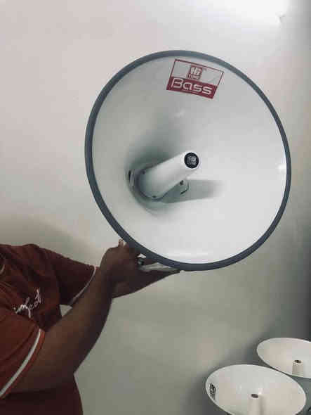 السلام عليكم للبيع جديد ابواق مساجد بوق ويونت كامل سعر 100 الف
مكاني الفلوجة
للاستفسار ***********
