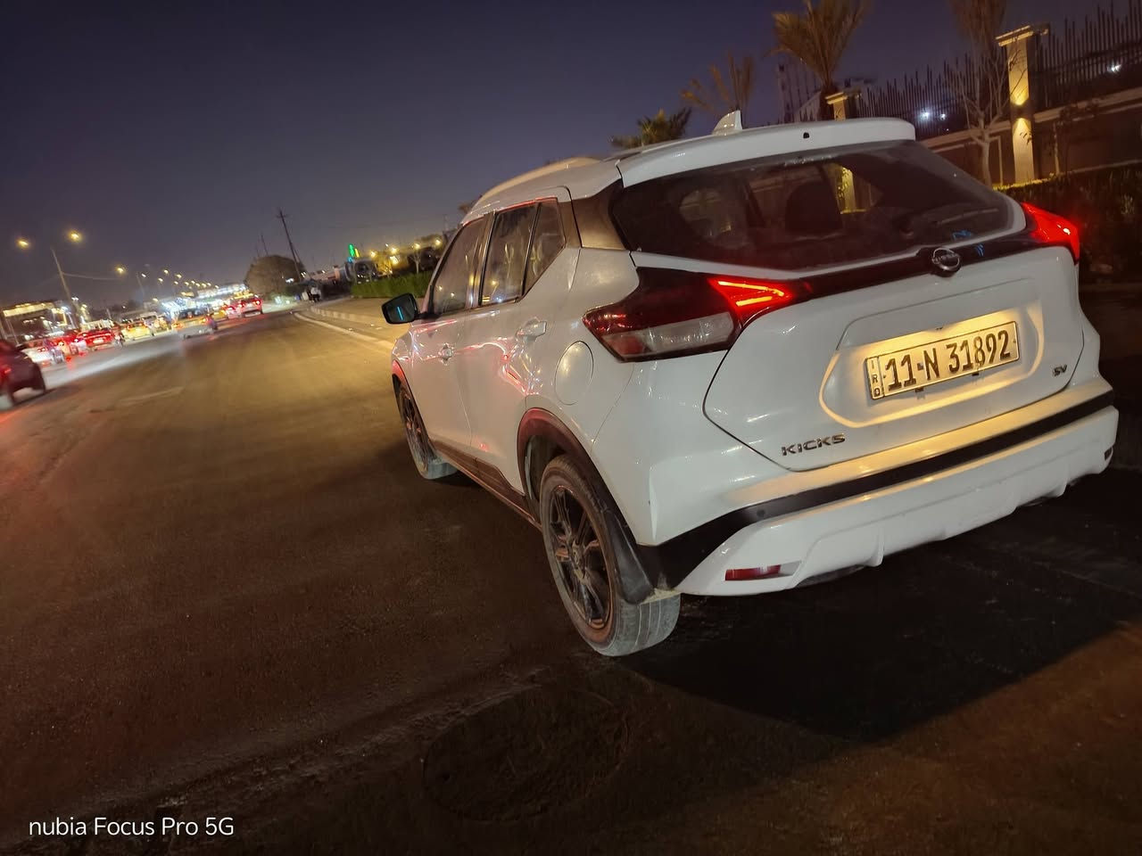 نيسان كيكس موديل 22 بيه 3 قطع صبغ بدون حادث سعر 135 بيع أو مراوس مكانه بغداد سبع  وتوصل ع هذا رقم ***********
