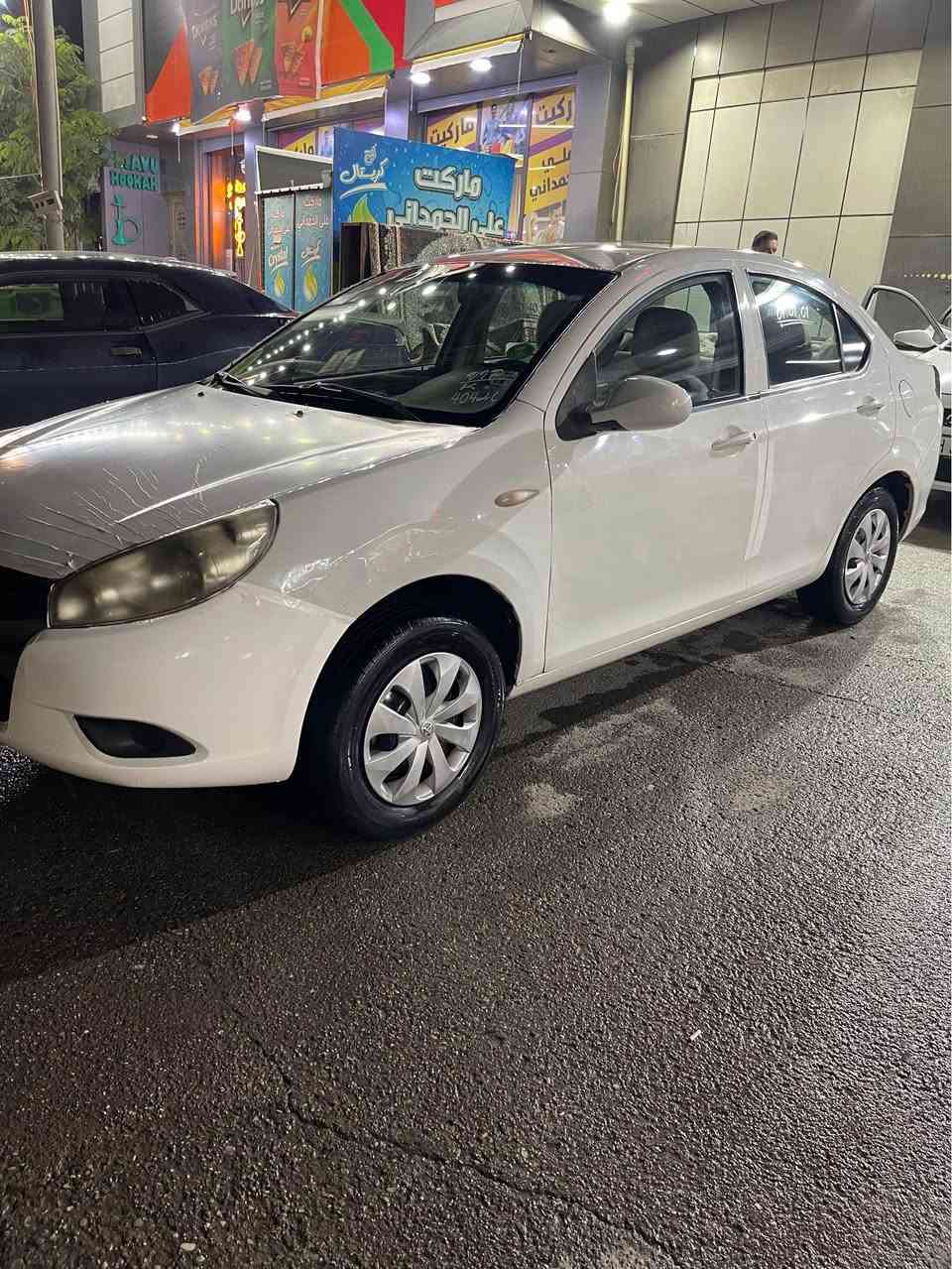 جاك موديل 2012 گير عادي مه كينه گه وره ي مه رغوب يه ك جاملغي سبوغه هيجي كه ي تيانيه ته حويل وه كاله به شه رت نرخي 47 و مه جال*********** كركوك, العراق
