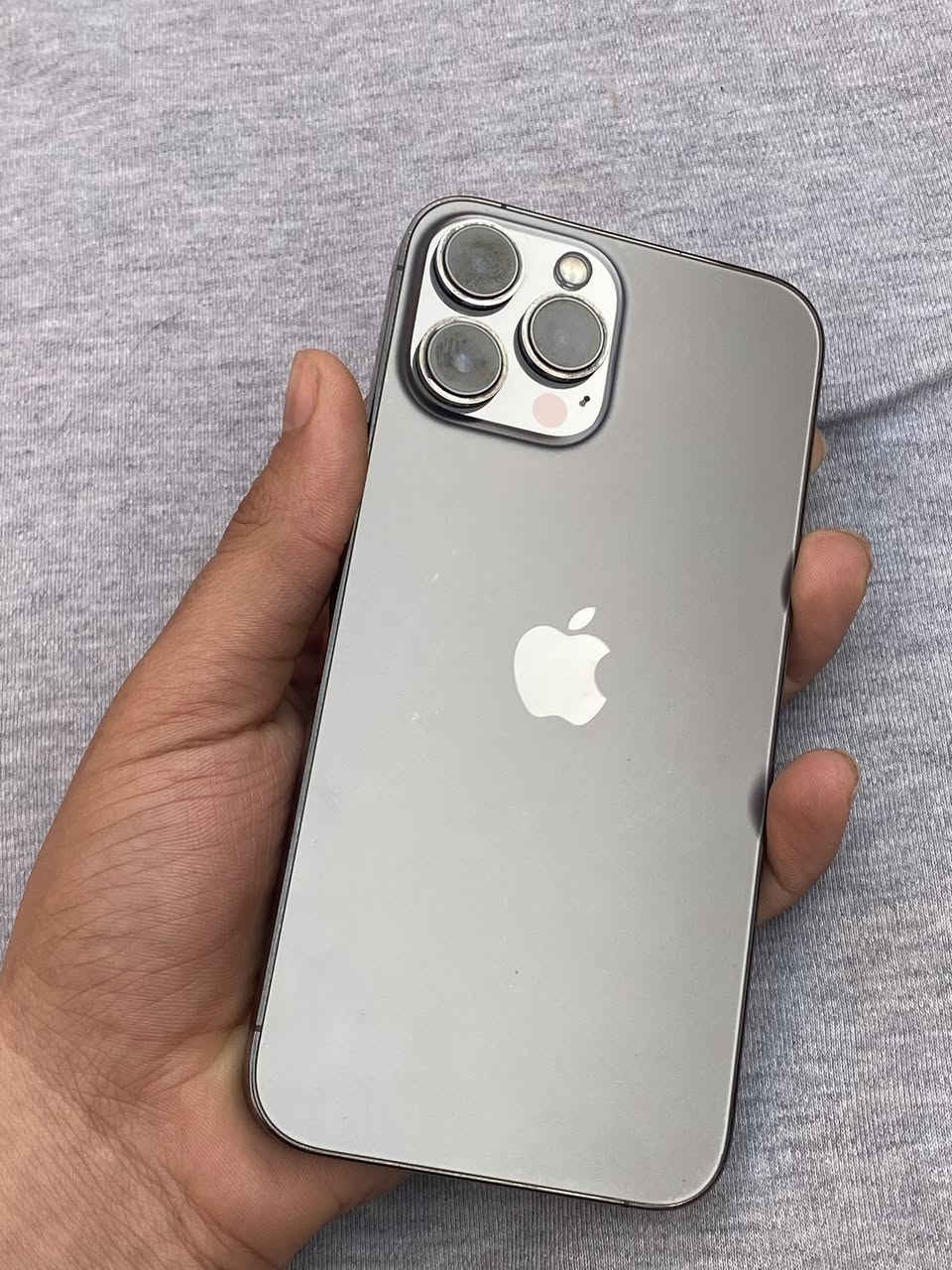 ١٣بروًماكس ذاكره ٢٥٦بطاريه٧٧مبدل شاشه مال جهاز ثاني وجهاز فول نضافه تجي بعينك تشوف ***********رايده ب٥٠٠ قفل قفل مو شراي لا يتعبني
