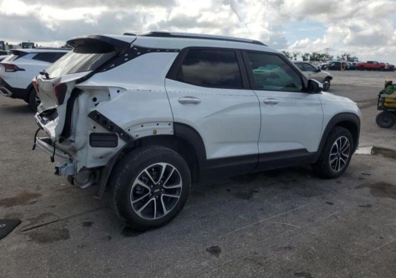 للبيع شوفرليت بلايزر 2024
فول موصفات عدا الفتحة
بصمة تشغيل عن بعد 
كشنات تدفئه تبريد كهرباء 
قطعتين تبريد 
كاميرا. 360ْ 
شاشة كبيره كاربلي 
محرك 1300 تيربو
السعر 11500$ واصل ام قصر
الوصول يوم 2/25
***********
