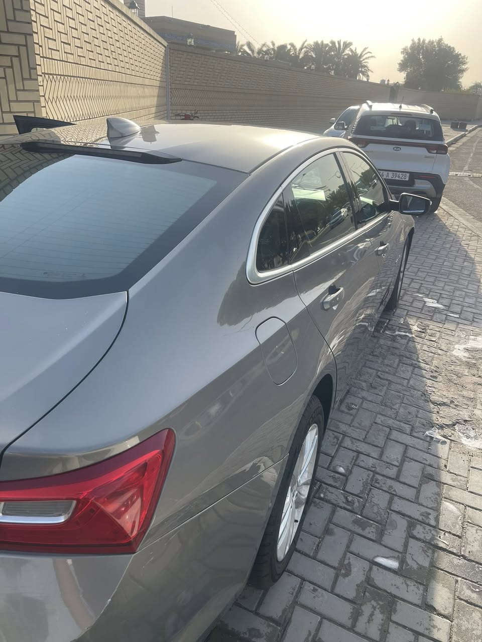 ماليبو 2018 LT
رقم بصره الجديد باسمي سياره داخله هزه
كير AT محرك 1500 تيربو 
سياره  كير محرك تبريد كله جاهز
بيها صبغ صفحه بامريكا بس رش من شركه
وحادثها بامريكا بس دعاميه
خمس بصمات وتشغيل عن بعد 
 مثبت سرعه وتحديد مسار 

 
السعر 90 وبيها مجال للشراي
رقمي *********** اتصل وتدلل
مكاني بصره جنينه
