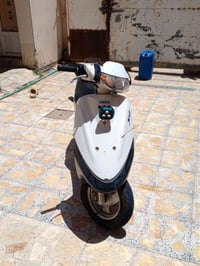 دراجه للبيع منغولي 60 جديده ونظيفه كهربائياتها كلها تشتغل ماكينه ما مف...