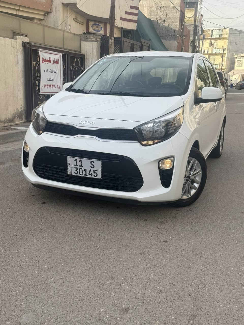 لبيع كيا بيكانتو2023موصفات عادية شاشة تحكم ستيرن المحرك 1400السيارة جديدة كفالة عامة من كلشي ماشية 7الف  العنوان بغداد السيدية سعر 127 الاتصال ***********

