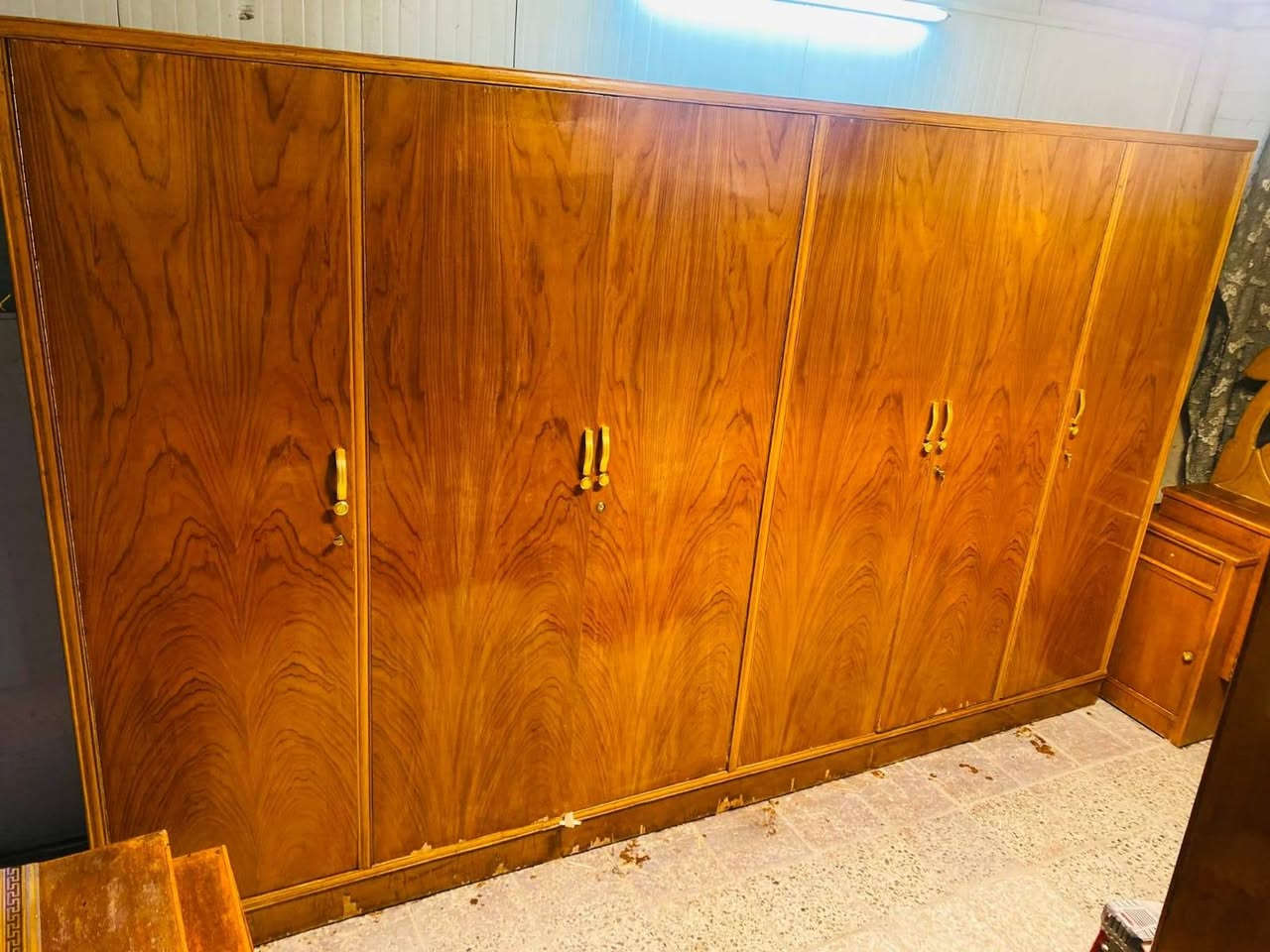 غـرفه ام سـته تزكـام ثقـيل
كنتـور صاج داخـل وخـارج الضهـر جرجوبه
ونضيـفه جداً
التـواصـل ع رقـم 📞 
مكـان كفـل َ 📍 
***********
السعـر 600
