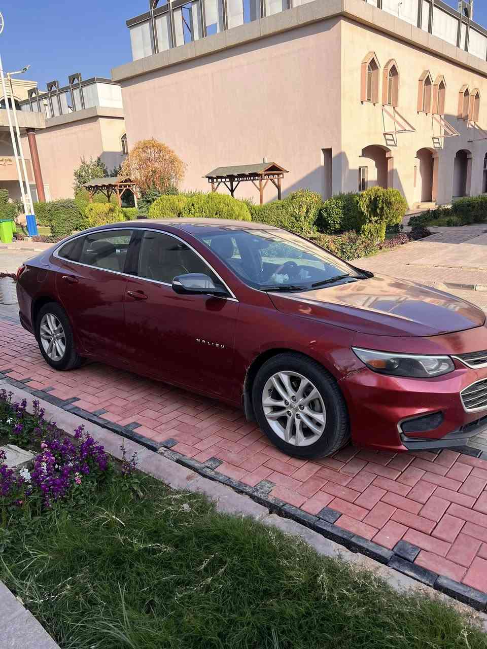 السلام عليكم ماليبو 2018// مواصفات LT بأسمي رقم ذي قار انكليزي قبل شهر داورت السياره مسويلها ادامه كااااامله ماناقصها اي شي من حداديه تخم تاير بلكات دامه كامله لمنظومه الاحتراق نضيفه كلششش ومامتعوبه كلشي شغال بيها مكينه كير كله مكفول برغي مامفتوح بيهن ضربتها كلششش خفيفه ماامبدل بيها اي شي فقط البنيد مصبوغ وبارد بالجمالغات وببها تكيحلات بالدوس بسيطه صور الحادث بالمنشور 
ترايك لاربيل //*********** بي واتساب مكاني ذي قار قلعه سكر
