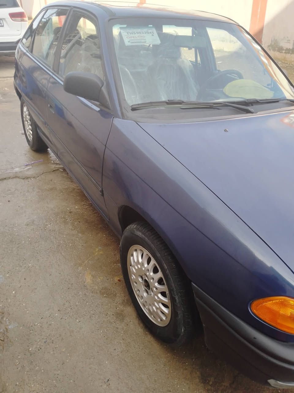 اخوان استره حجم. 20هزه وسنويه 2030 اسعر 50وبيها مجال ورقه لشراي سياره مصبوغه حزام جماليه  موديلهه 93 توصل ع رقمي‏‪***********‬‏
