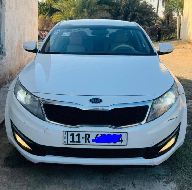كيا أوبتيما خليجي 🇰🇼 | موديل 2013 | فول مواصفات (1/1)
✨ نظافة عالية – بحالة الوكالة ✨

🔹 قمارة حديد
🔹 مكفولة كفالة عامة
(من الضربة، الصبغ، التبديل، الفتح، والخياس)

🚗 السيارة بوضع الشركة – جديدة جداً
📍 الممشى: 190 ألف كم
📄 رقم بغداد دولي (مشروع وطني)
👤 باسمـي تحويل مباشر
🗓 السنوية لغاية 2030
⚙️ هزة جديدة

⸻

🔧 المواصفات:
 • محرك 2400 CC
 • دوش شرط، برغي ما مفتوح
 • بصمة تشغيل
 • بصمة أبواب شغالة
 • بصمة جنطة
 • حساسات
 • بلاجكتور
 • ويل كب أصلي
 • 5 يدات نيكل (داخل + خارج)
 • تبريد أمامي وخلفي ❄️
 • دبل كزوز
 • لِد أمامي وخلفي
 • لايت عدسة

⸻

✅ الحالة:
 • داخل وخارج نظيف جداً
 • مكينة، كير، كهربائيات جاهزة
 • تايرات جديدة
 • تبريد ثلج
 • حدادية شرط 100%
 • تراي زيرو

📍 مكان السيارة: الناصرية

📞 رقم الهاتف: ***********
رقـــم صـاحــب الـســيــارة

علق  يصلك السعر خاص مباشرةً 💰

متابعتنا على قناة التليجرام  :- 
‏https://t.me/CARSIRAQ10

