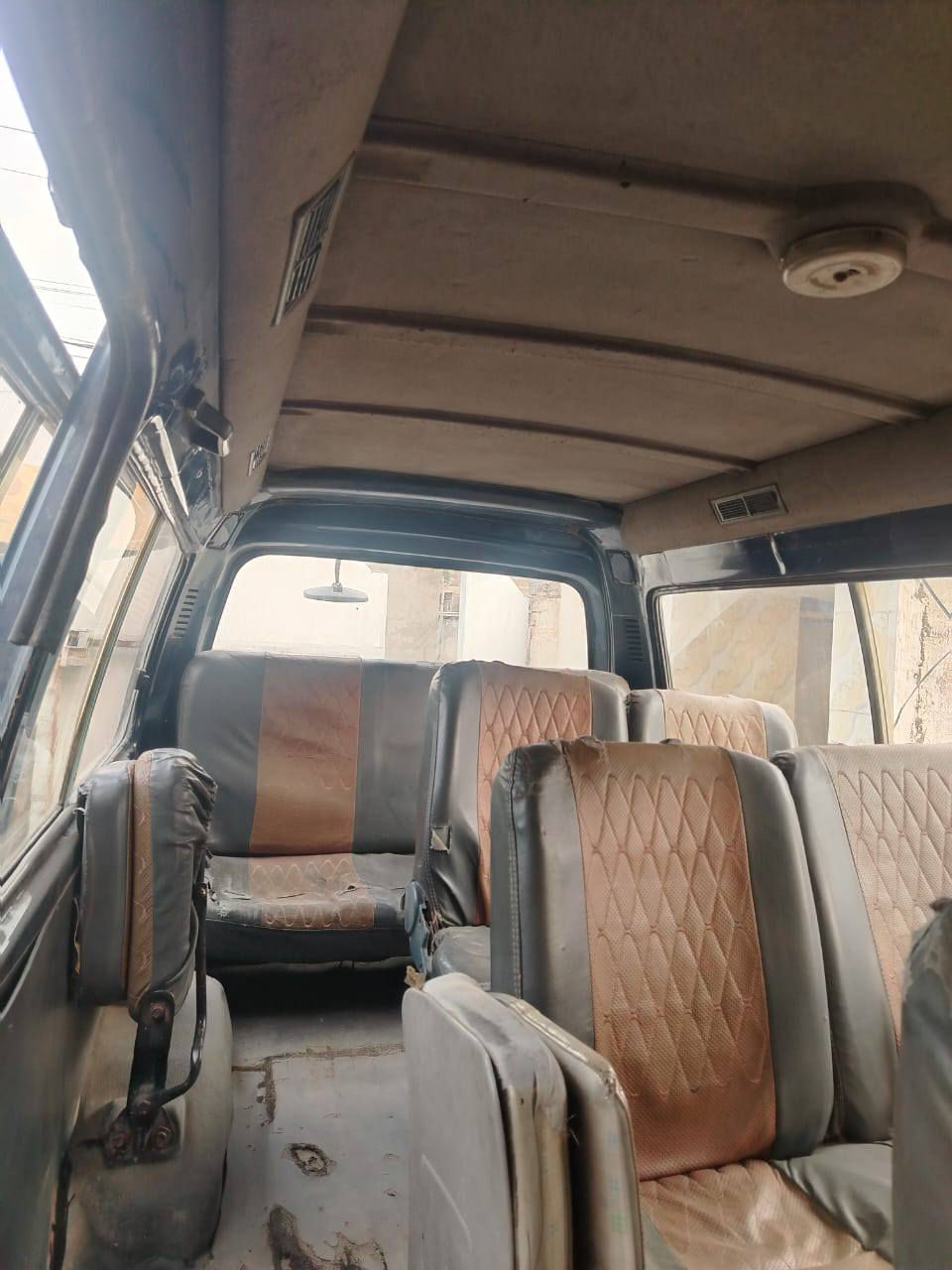 من رخصة الادمن سيارة فوتون 2010سيارة شغاله كير محرك صدر كله نظيف كهربائيات شغاله مصفرة هيئه ومرور رقمها بغداد وبيها خط باب معظم /حسينيه  سعرها 34وبيها مجال تعال شوف وتدلل  ***********
