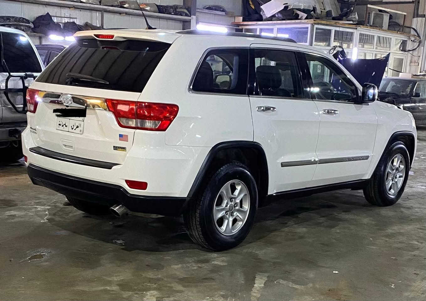 جيب لاريدو موديل 2011
دفع رباعي
ماشيه 174 مايل
مابيها صبغ، فقط باب خلف الراكب بيها كارت
محرك والكير ما مفتوح

طقم تاير جديد
سنوية حتى الشهر الخامس 2027

السيارة مابيها اي نقص

السعر: 🟧 السعر علق يوصلك السعر 📮
للتواصل: ***********

#جيب_لاريدو #لاريدو_2011
