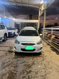 اكسنت خليجي • ٢٠١٤ • بيضاء