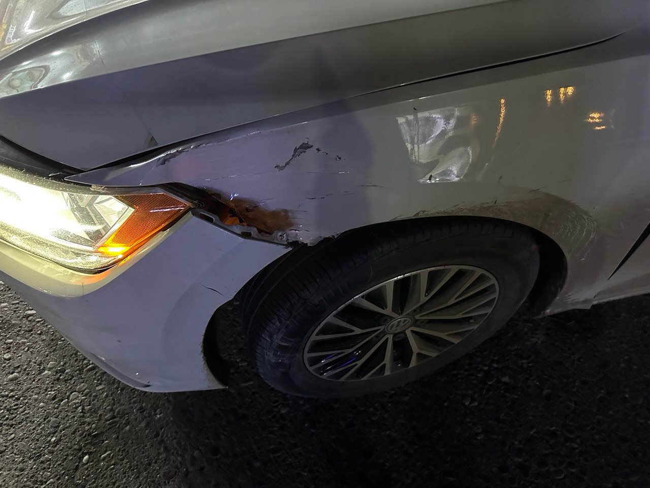 جیتا مۆدێل 2020
فول مواسەفات Se
81 هزار ميل 
دوو قطعة سبغ 
بێ ناوگرتن بێ ئێرباگ 
برێک ئۆتۆ بەسمە و رادار 
کوشین هیتەر و جلد و سلایت و بانوراما
خاصية الدخول من دون مفتاح (Keyless Entry)
تحكم بالمرايا الجانبية والكهرباء للمرايا والأبواب 
نظام كاميرا خلفية (Rear View Camera
مرايا جانبية كهربائية ومدفّأة بلون الهيكل.
جنوط ألمنيوم مقاس 16 إنش.
نوافذ كهربائية أمامية وخلفية.

سنوي جديد
كواشي جديد

***********  كورك واتس اب دهوك, العراق
