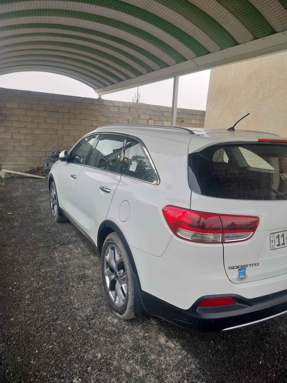 السلام عليكم سورنتو للبيع كما موضح بالصور / موديل 2016 / 6 سلندر/ فول مواصفات ما عدى البانوراما ضررها بطش قليل بمساحة قدم
بغداد / التاجي / السيارة بأسمي  السعر $ 195 / الهاتف***********
