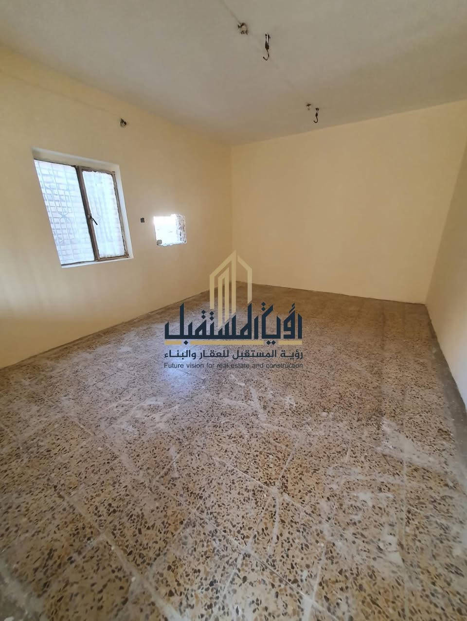 دار   للايجــــــٌار  
  

#آلمـــوقع  //  الكرامـــة خلـــف ماكســي مــول 

#المساحـــة // 300 م 

طابــقين    
 
#المحتويـــــات //

يحتوي على 5 غــرف  واستقبال  ومطبخ وهول ومجمع صحيات وكراج كبيـر  

🔻 سكنـــي او تجــاري 
  
___________________
#للاستفسار اكثر الأتصال آو واتساب:

***********

*********** 
____________________
🔻لمن يرغب في عرض عقاره للبيع أو للايجار طابو صرف او زراعي تجاري او سكني يرجى مراسلتنا
