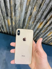 للبيع ايفون اكس ماكس  الجهاز فقط مبدل بطاريه!!!!!! ذكرا 256 بطاريه 100...