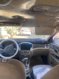 اكسنت موديل ٩ • مكينة ١٦٠٠ • باب مبدل