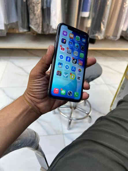 سلام عليكم
ايفون11 العادي للبيع
الجهاز نضيف موضح بل صوره
البطاريه90
الذاكره128
بي مشكله بسيطه وهيه سماعه تصال تشكل
السعر200 قفل
العنوان بغداد الشعب اللاتصال ***********
