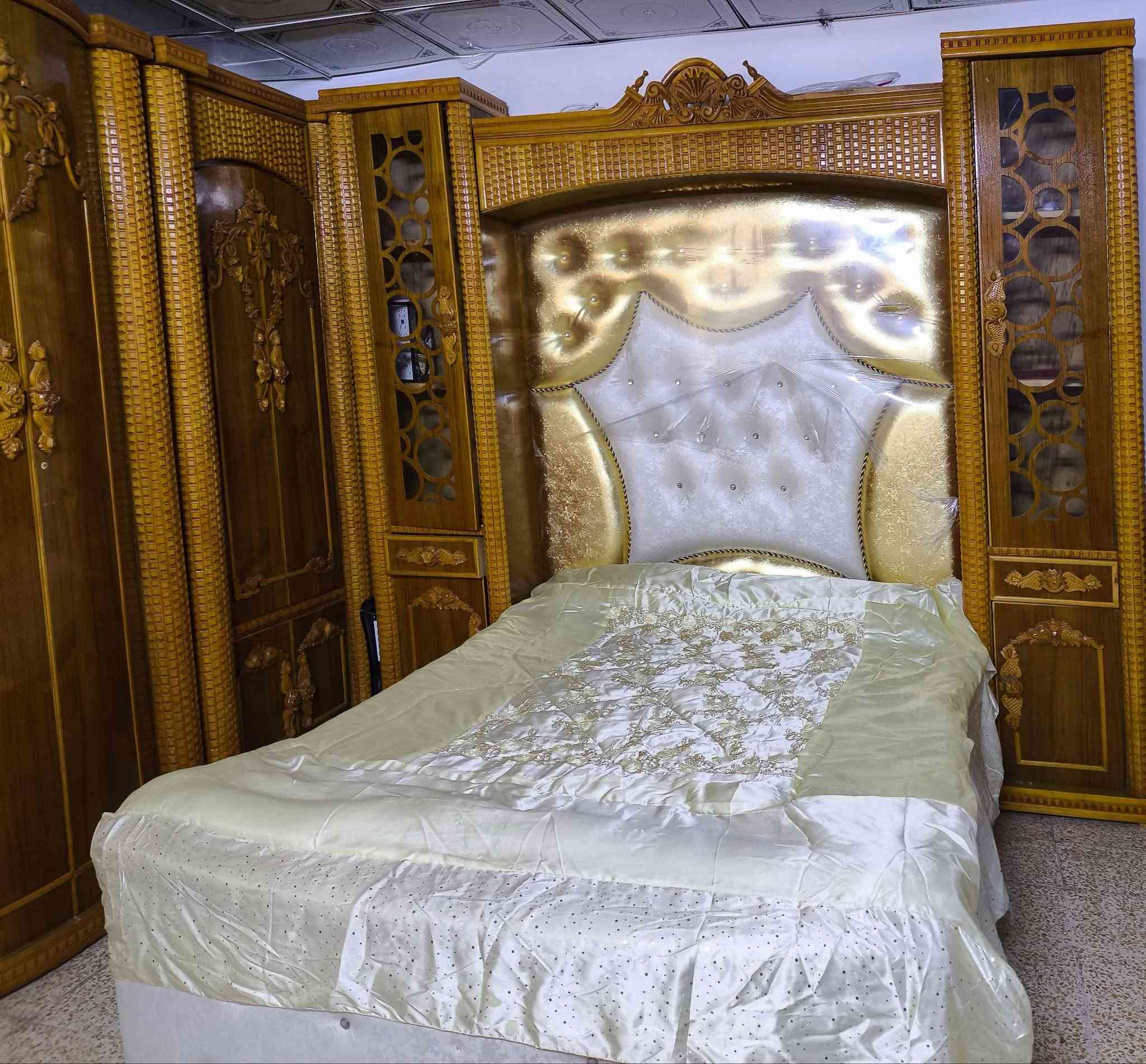 السلام عليكم غرفة للبيع مستعملة شي قليل
للتفاصيل الرد عالخاص


**إذا كنت صاحب هذا الإعلان وتريد حذفه لأي سبب، رجاءا أرسل رسالة إلى الدعم الفني**