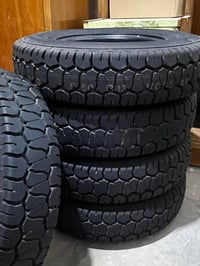 تايرات • حجم 13 • جدد بكارتون
