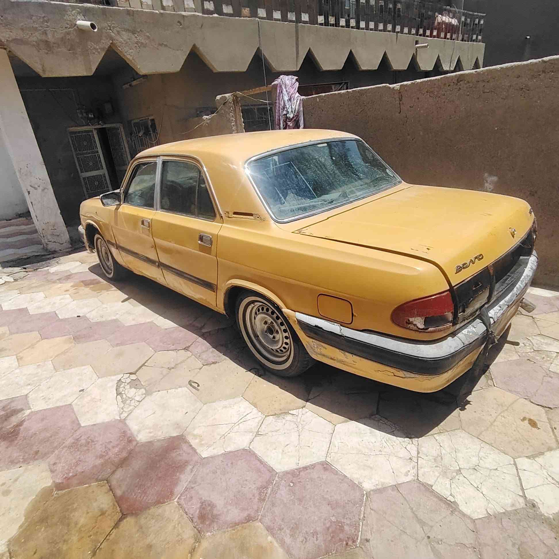 سلام عليكم ورحمة الله وبركاته مرخصت صاحب الكروب البيع فوالكه 2003 محور ونجي كير عادي خير من المكينه نضيفه السعر 23وبيه مجال المكان ديونيه رقم ***********
