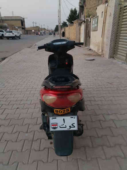 السلام عليكم دراجة سيام للبيع السعر 150الف وبيها مجال كهربائيات كلها شغال دراجة شغالة خير من اللة مابيها كل نقص  مكاني كوت الانوار للاستفسار الاتصال على الرقم هاتف ***********
