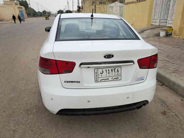 اتصال ***********
سيراتو خليجي موديل 2012 فول مواصفات بصمة تشغيل بصمات أبواب  

مواصفات :

محرك 1600 

حساسات خلفيه 

أشاير بالمري 

تبريد تدفئه 

شفتات ستيرن 

فول تحكم جهتين بالستيرن 

رقم بصره سنويه ل 27

السياره كفاله عدا تبديل جاملغ وبنيد

سياره استخدام شخصي 
مكان السياره ميسان
