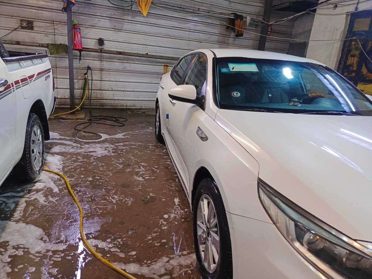 السلام عليكم مكلف في النشر لايوجد رد علئ الخاص: سياره كيا ك5  مديل 18 بأسمي تحويل رقم انكليزي بصره التفاصيل في السونار كير محرك تبريد تخم تاير خير من الله 
انا مكلف في النشر الاتصال علئ صاحب السياره ***********. السعر 135
