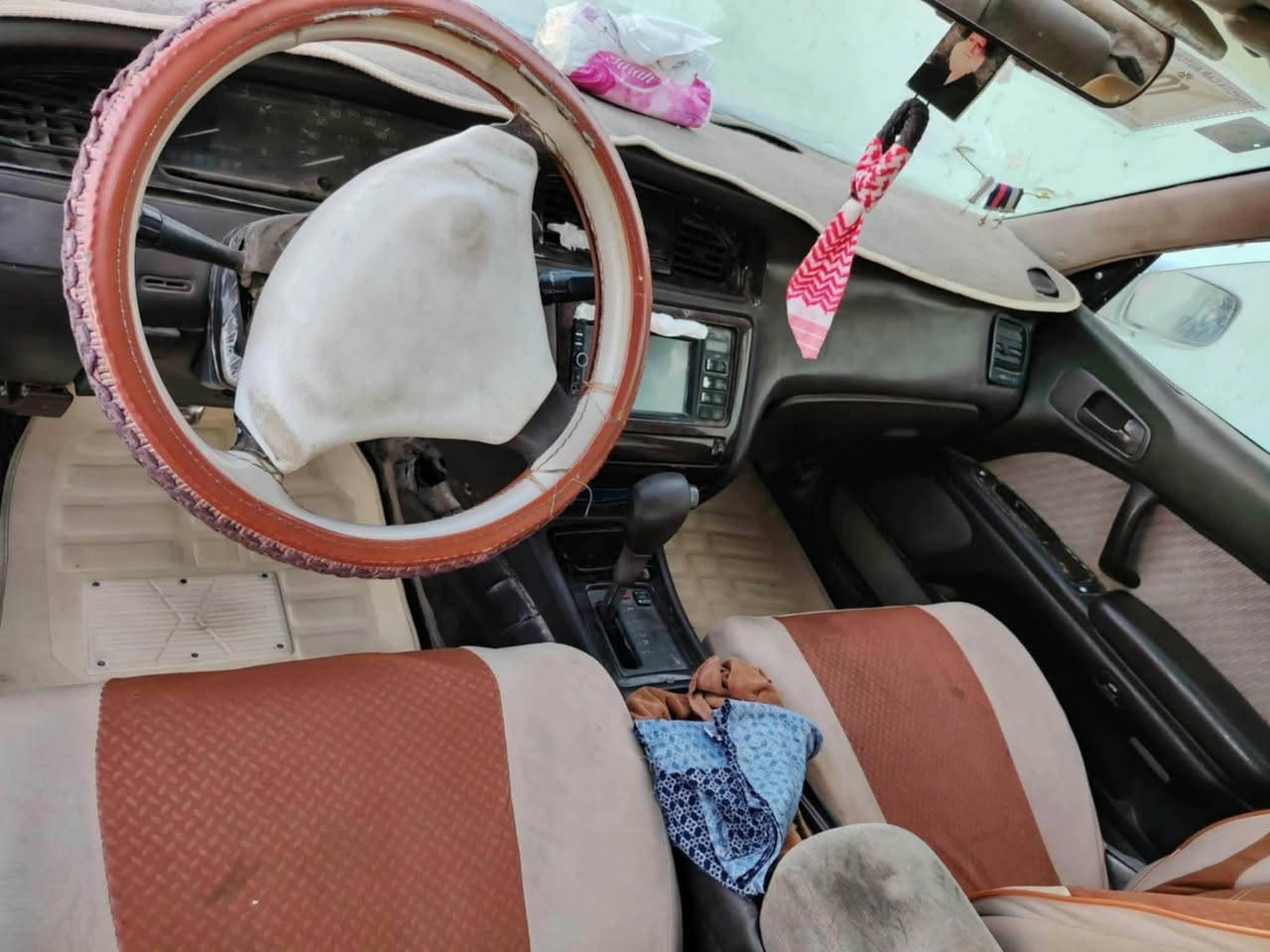 سلام عليكم كروان بطه فصل موديل 2000 مكفوله من الكصه ونقل الجثه مصبوغه عام

حدايه الاماميه 100/100
حدايه الخلفيه 90/100
تخم تاير جديد
باتري جديد
كهرباياتها كلها شغاله
تبريد تلج 🌫️🌫️
رقم انكليزي وهزه جديده مكان السياره ميسان المشرح *********** سعر ٥٧  مكلف بنشر
