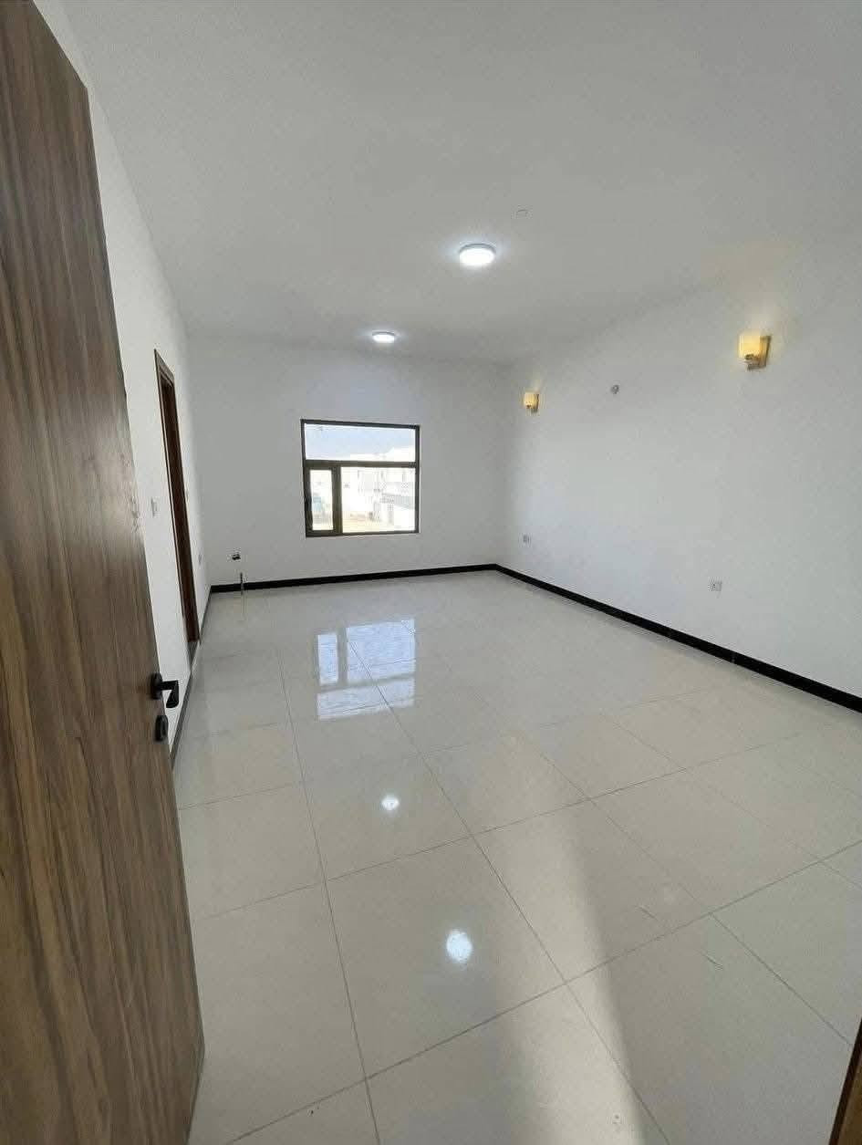 🏡 فرصة مميزة – دار للبيع في مجمع الأميرات 2

دار حديث وجاهز للسكن في موقع متميز ضمن مجمع الأميرات 2 / المربع الثالث.

🔹 المساحة: 250 م²
🔹 الدار جاهزة للسكن مباشرة
🔹 نازل بي قرض 75 مليون على المصرف العقاري
🔹 البيع بتطلوعة

للاستفسار ومعرفة التفاصيل أو تحديد موعد للمعاينة:

📞 ***********

ملاحظة: الدار تقع في منطقة هادئة ومخدومة داخل المجمع، وجاهزة للتسليم.
