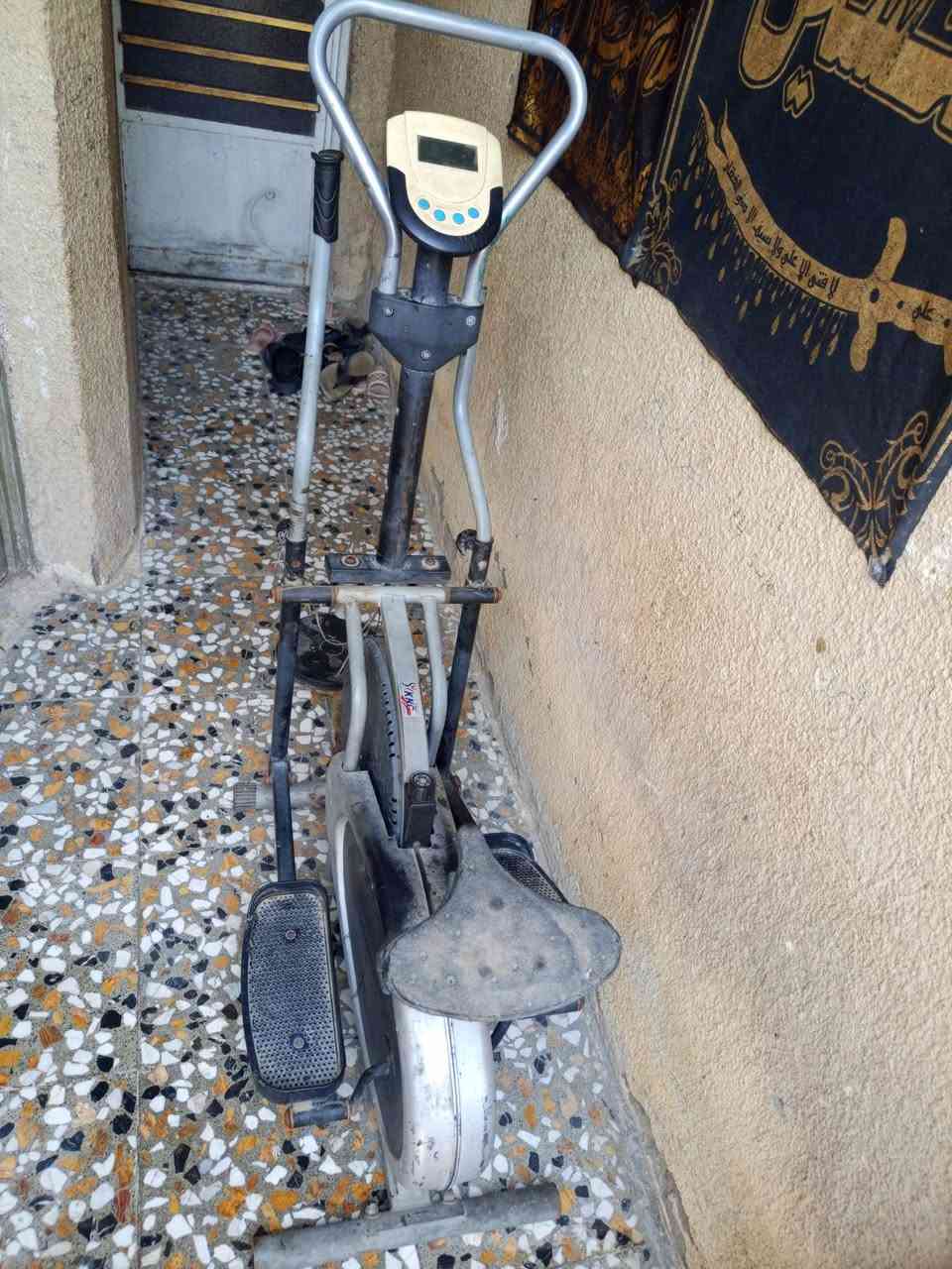 السلام عليكم عندي بايسكل جري
مستعمل شويه تعبان يرادلة ترتيب شكد يسوة 

أريد ابيعه مكاني بغداد كفائات العبيدي


**إذا كنت صاحب هذا الإعلان وتريد حذفه لأي سبب، رجاءا أرسل رسالة إلى الدعم الفني**