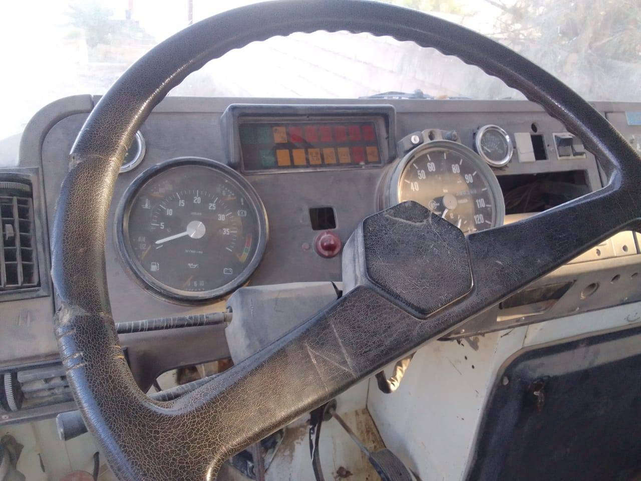 مگلف بالنشر اي استفسار الاتصال علئ صاحبه *********** رينو موديل 91 محرك 385 كير قجمه 25 شرط التحويل
