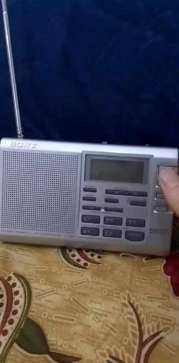 راديو سوني باحث ياباني غني عن التعريف icf sw35
نظافه 95 نقص كرتون 
حفظ 50محطه
للاستفسار المراسلة خاص 
التوصيل على المشتري


**إذا كنت صاحب هذا الإعلان وتريد حذفه لأي سبب، رجاءا أرسل رسالة إلى الدعم الفني**