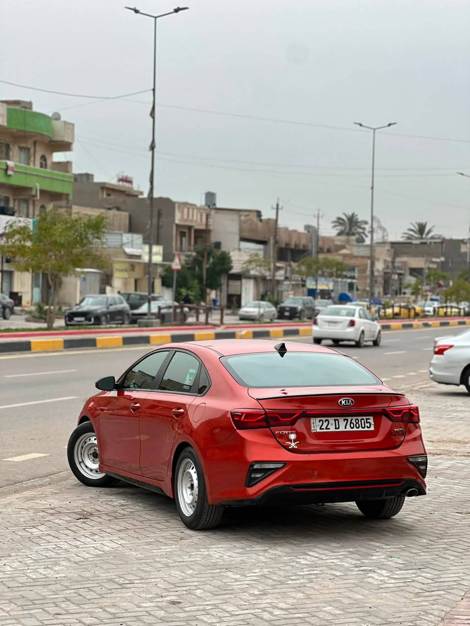 🚗 للبيع | كيا فورتي GT-Line

* الموديل: (21)
* اللون: (مشمشي )
* الممشى: (62mi)
* المحرك: 2.0 لتر
* القير: أوتوماتيك
* وارد: (أمريكي - حادث دعامية خلفية )
* رقم اربيل )

المواصفات:
✅ شاشة كبيرة مع Apple CarPlay وAndroid Auto
✅ كاميرا خلفية وحساسات
✅فول عدا الفتحة 
✅ تشغيل بصمة وستارت
✅صندوق ذكي
✅ مثبت سرعة 
✅ إنارة LED
✅ داخلية نظيفة ومكفولة

السيارة نظيفة جدًا، استخدام شخصي، جاهزة للفحص بأي مكان، وما تحتاج أي مصروف.

💰 السعر: (140) قابل للتفاوض مكان السيارة بغداد 

📞 للتواصل: (***********)
