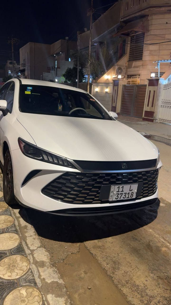 ؛ سلام عليكم بي واي دي ٢٠٢٥ للبيع جن بلاس داخل زيتوني ماشيه ١١ الف بعده اخت زيرو سعره ١٨ و ٨٠٠ مكان بغداد الدوره شارع ٦٠ رقمي ***********
