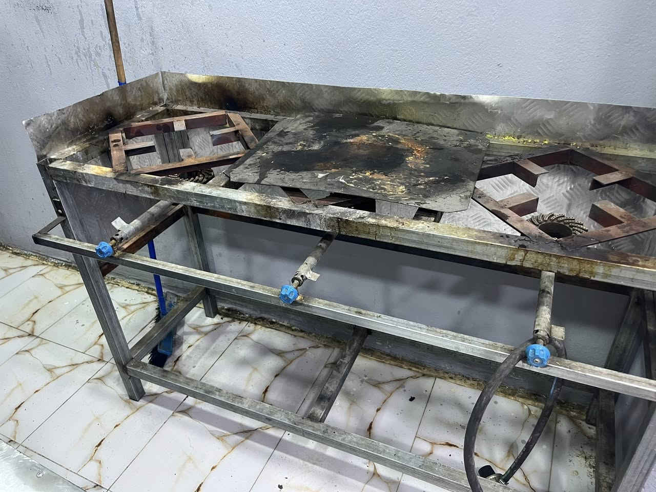 طباخ للبيع تفصال 0736777245


**إذا كنت صاحب هذا الإعلان وتريد حذفه لأي سبب، رجاءا أرسل رسالة إلى الدعم الفني**