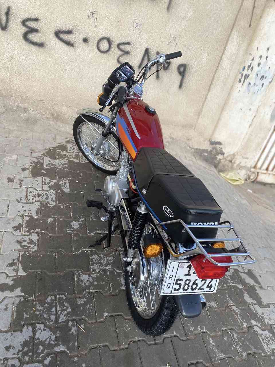 ￼سلام عليكم شباب دراجه أيراني رقم إنكليزي تحويل ثاني يوم بسمي صار اليوم ثالث من عمرتها الله شاهد مكاني شط العرب تنوّمه  ***********
