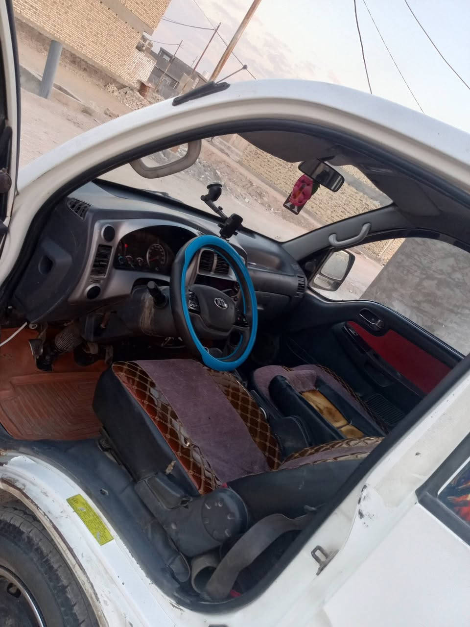 السلام عليكم كيا بنجو 2700 كفاله جير مكينه شاصي اكسنت موديل 2013 رقم قادسيه ثانويه 29 اقوم انجليزي على استلام مكانها بابل ***********
