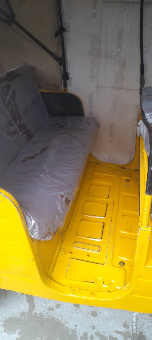 سلام عليكم تكتك للبيع مرقم باسمي تحويل ثاني يوم  مديل 18 
سعر 5500وبيه مجال
العنوان مدينه الصدر
***********
