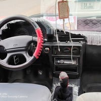 لانسر ميستبوشي للبيع سياره نضيفه جدام العين  وماتصرف عليها كلشي تواير ...